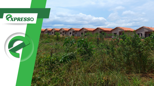 Indignação em Nortelândia: mãe de filho autista é ignorada e fica sem casa popular enquanto documentos desaparecem