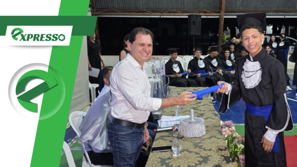 Chico Guarnieri prestigia formatura e destaca papel da educação na construção de futuros